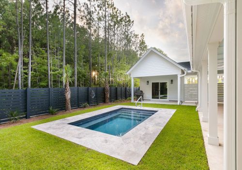 Milan 8.14 Geometric Fiberglass Milan Collection